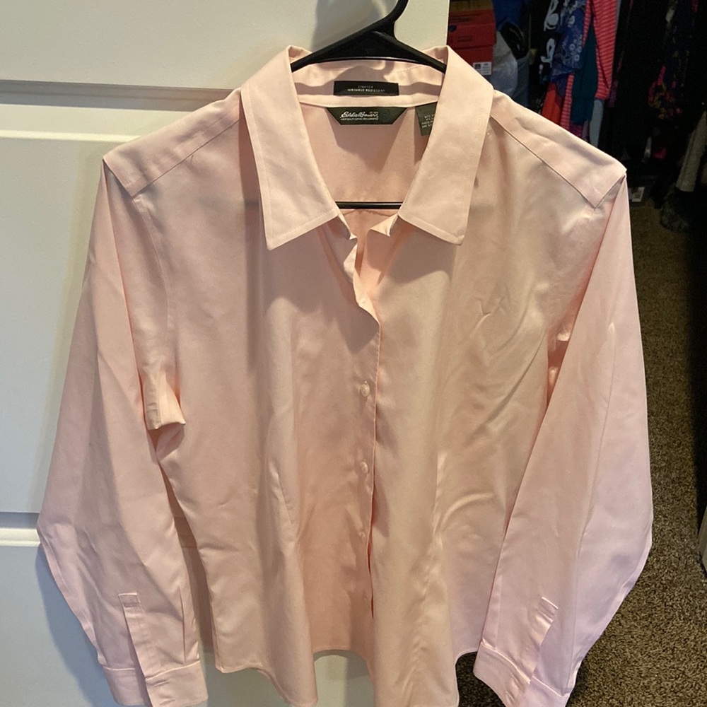 Eddie Bauer stretch, wrinkle resistant ladies size large, long sleeve blouse